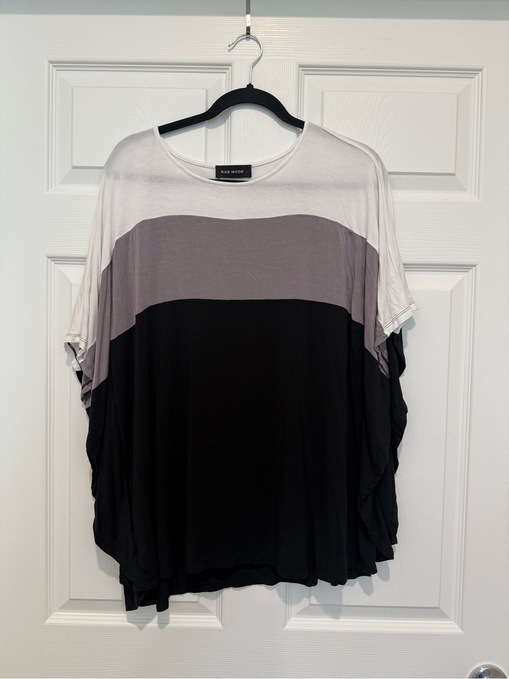 Rae Mode Women’s Colorblock Short-Sleeve Top - Black/Grey/White